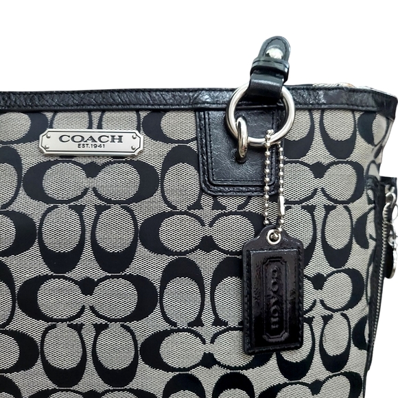 Coach Jacquard & Leather Gallery Tote EUC - Picture 4 of 15